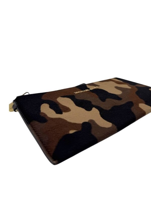 MICHAEL KORS  -  CLUTCH MARYLIN CAMO COW - Image 6